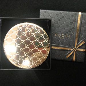Gucci Beauty Round Double Mirrored Compact